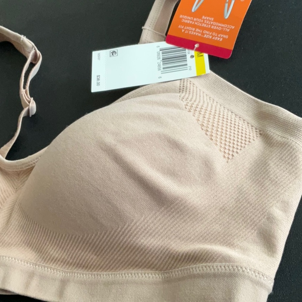 🔴Warner's Soft Beige Bra - Picture 4 of 6
